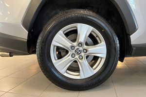 Toyota RAV4 bild 17
