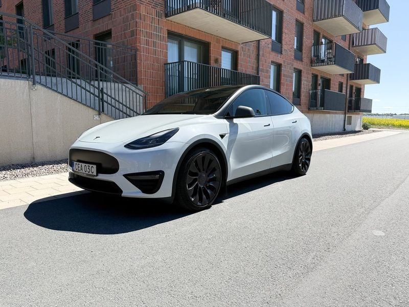 Tesla Model Y bild 4