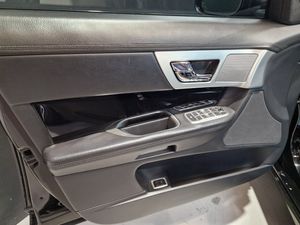 Jaguar XF bild 12