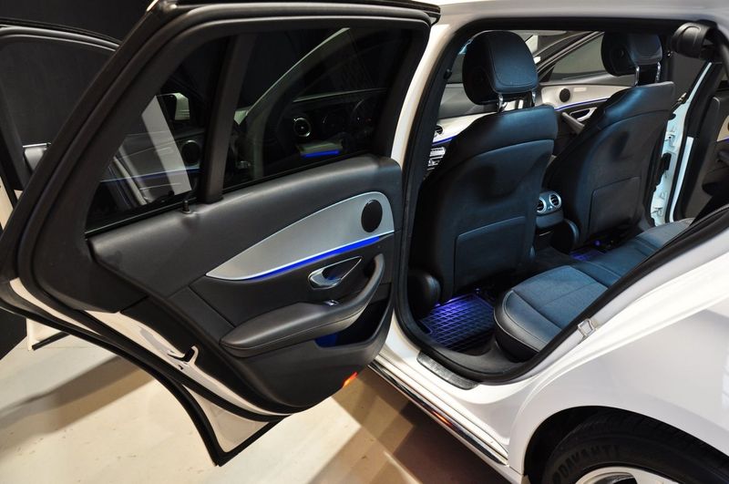 Mercedes E220 bild 13