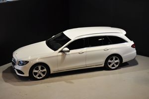 Mercedes E220 bild 2