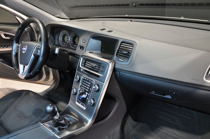 Volvo V60 bild 16