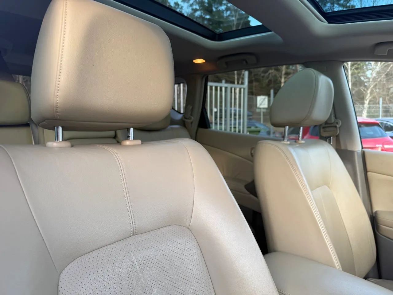 Vehicle image 11