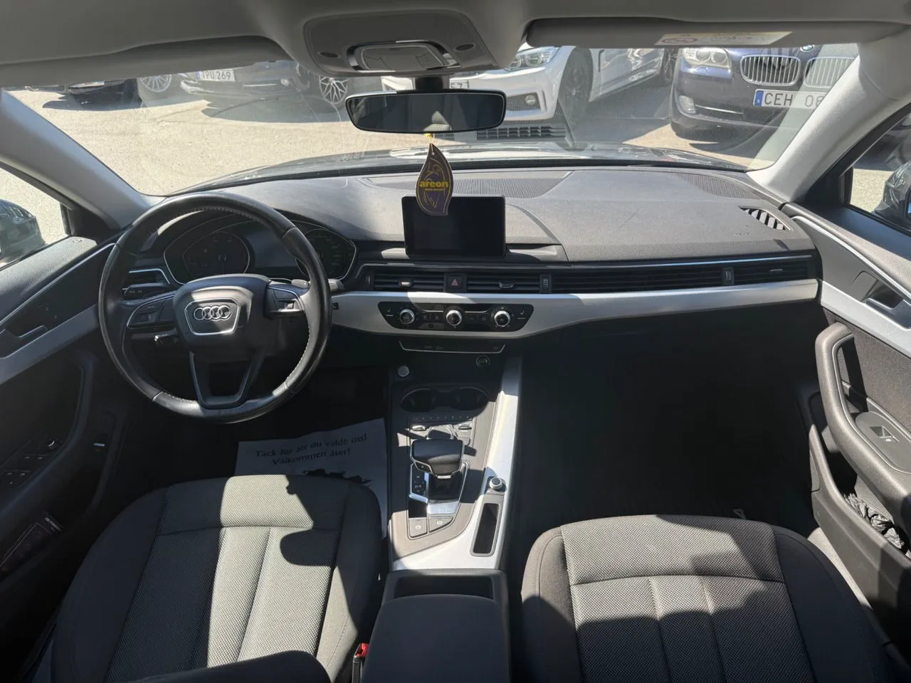 Vehicle image 7