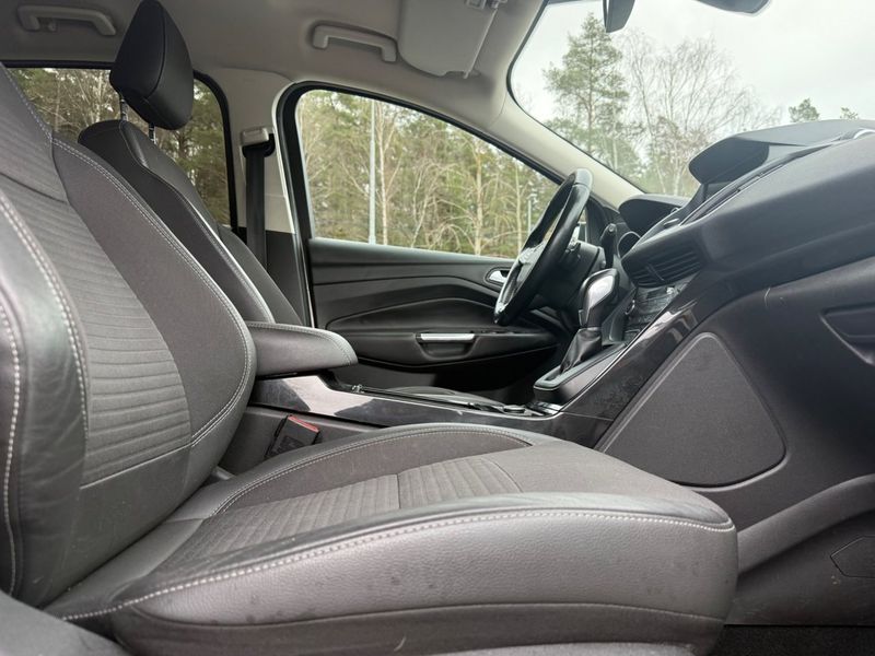 Ford Kuga bild 13