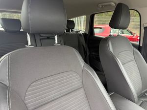 Ford Kuga bild 11