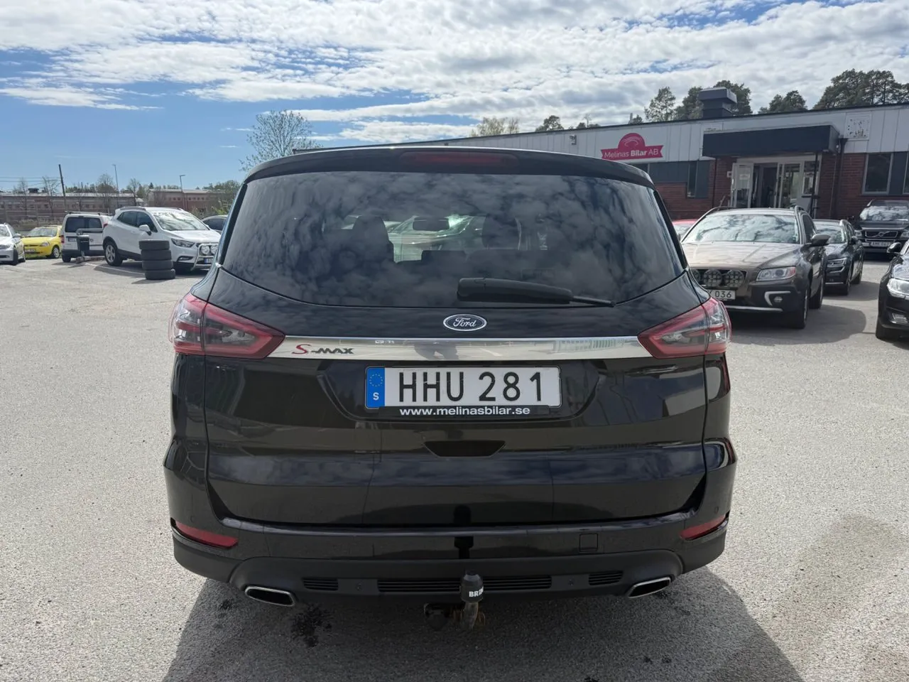 Vehicle image 7