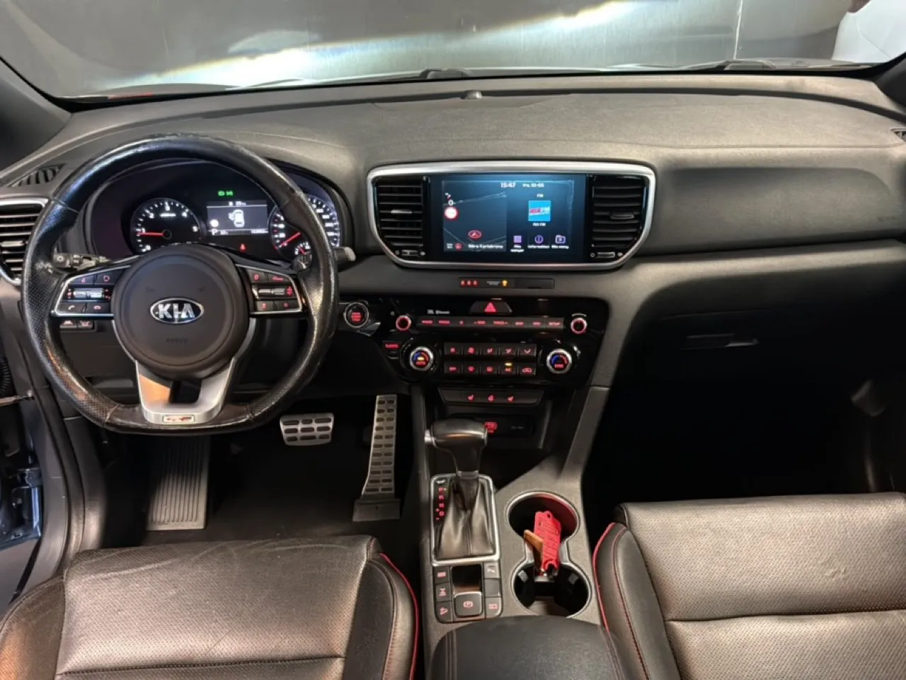 Vehicle image 7