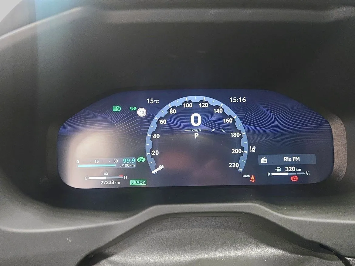 Vehicle image 13