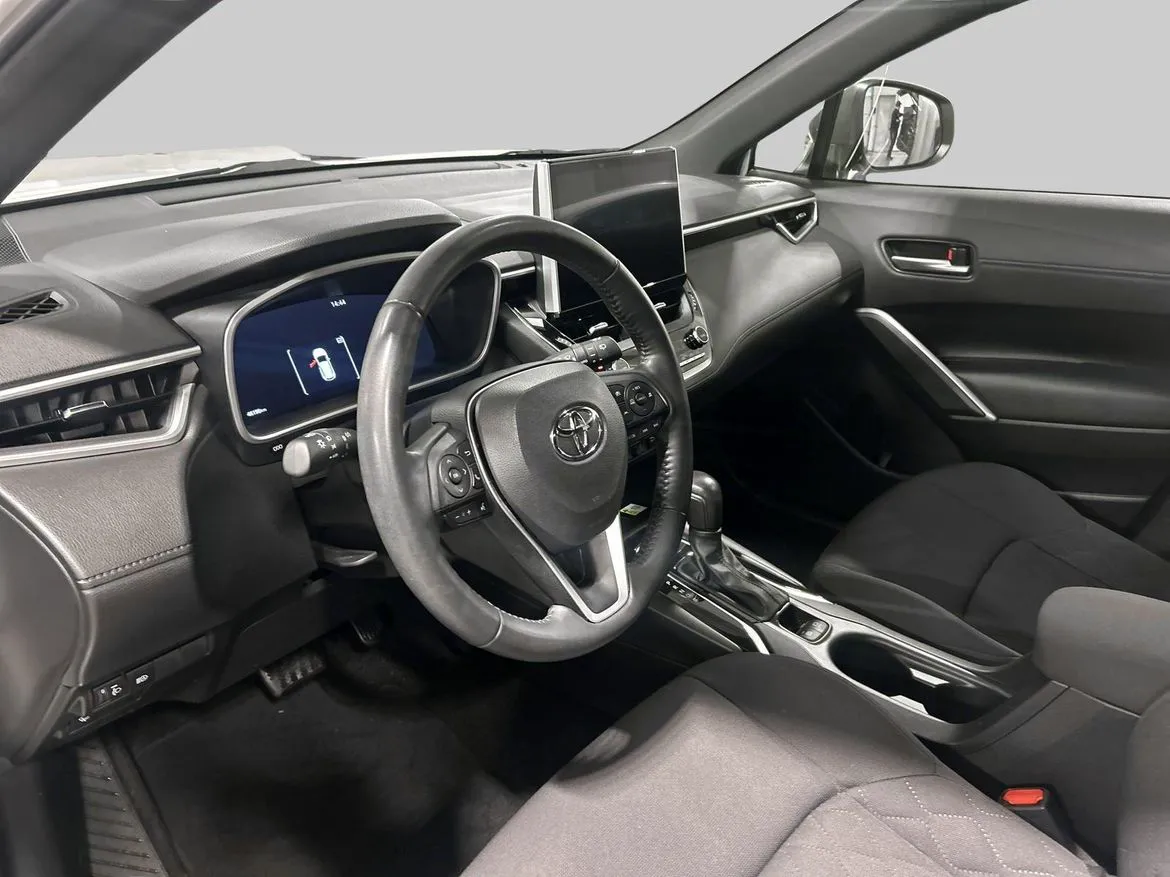 Vehicle image 11