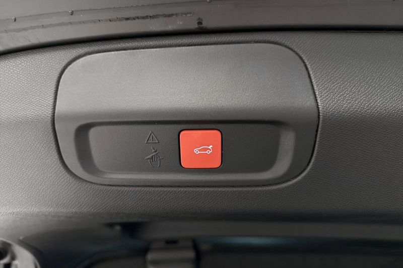 Peugeot 408 bild 14