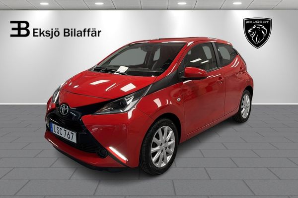 Toyota Aygo 5-dörrar 1.0 VVT-i x-shift X-PLAY Automat - 2015