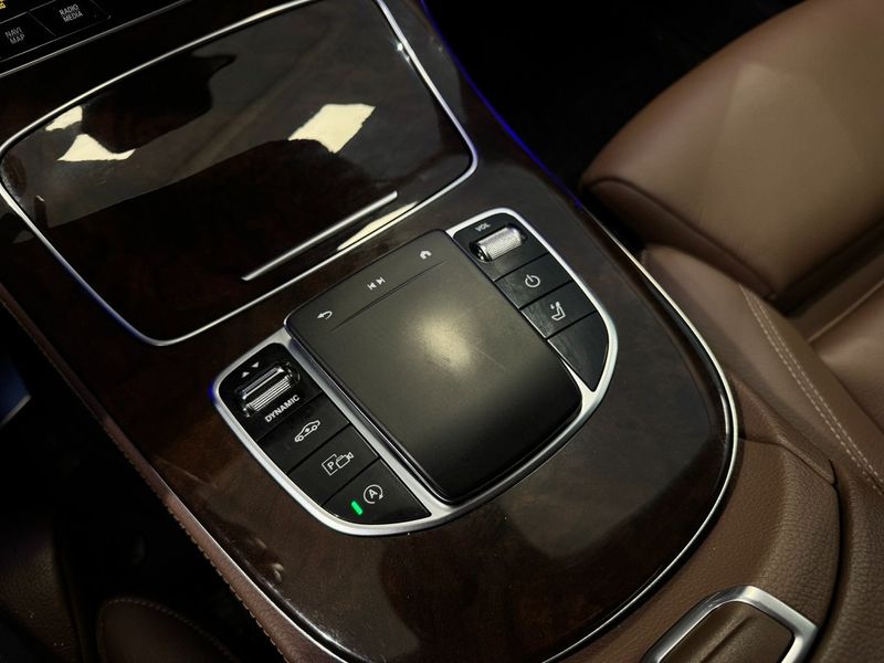Mercedes E220 bild 16