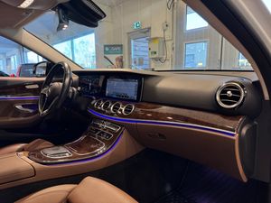 Mercedes E220 bild 9
