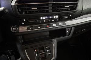 Peugeot e-Expert bild 19