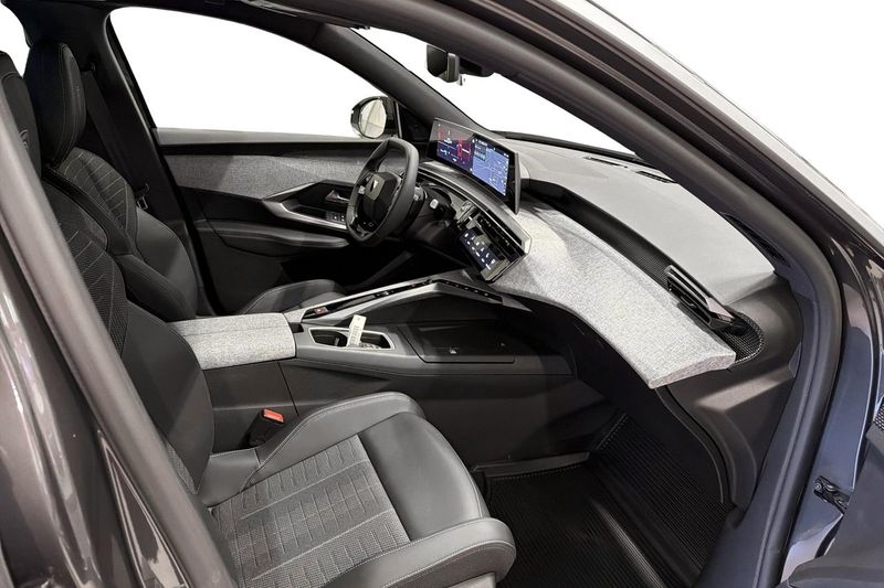 Peugeot e-5008 bild 11