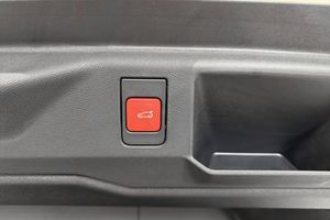 Peugeot e-5008 bild 16