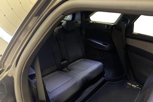 Peugeot e-5008 bild 14