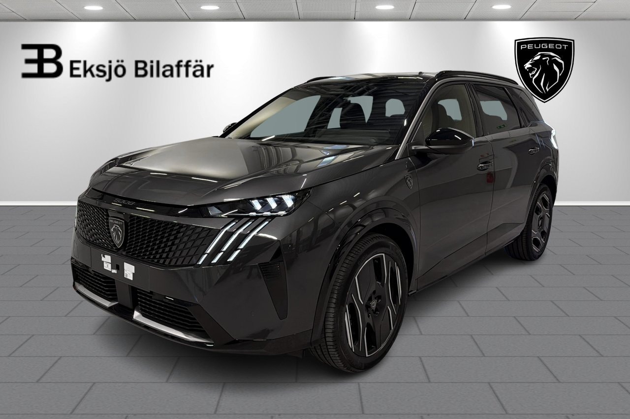 Peugeot e-5008