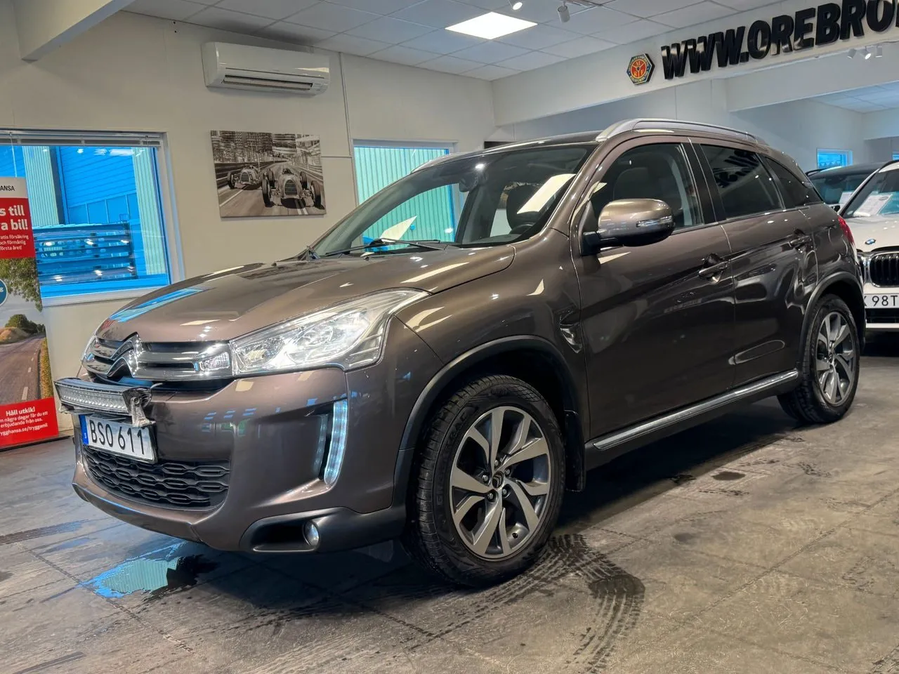 Vehicle image 1