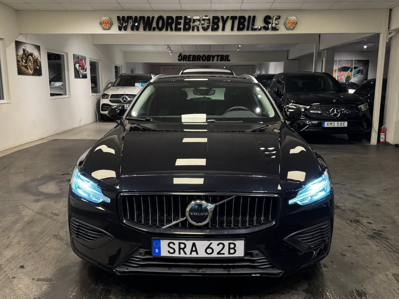 Vehicle image 25