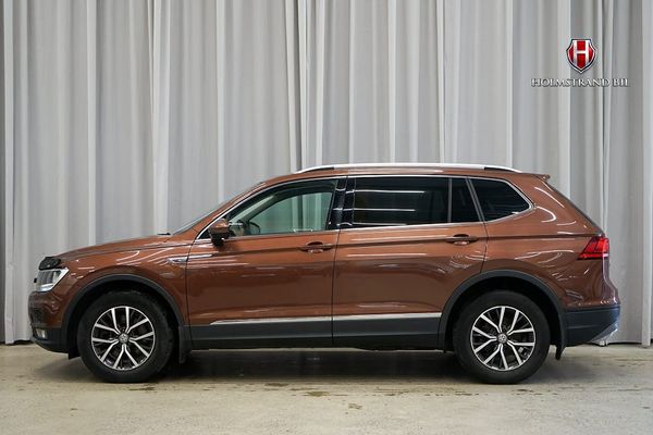 Volkswagen Tiguan Allspace 7-sätes Allspace TSI 4M 7-sits Värmare Drag LED-ramp Carplay - 2018