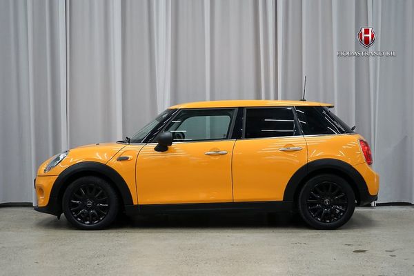 MINI Cooper One 5-dörrars 102hk Pepper Excitement 2 brukare Belys-pkt - 2015