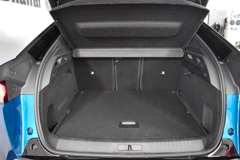 Peugeot e-3008 bild 13