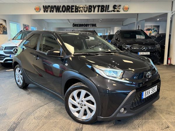 Toyota Aygo X 1.0 VVT-i CVT Play B-kamera Carplay 72hk - 2023