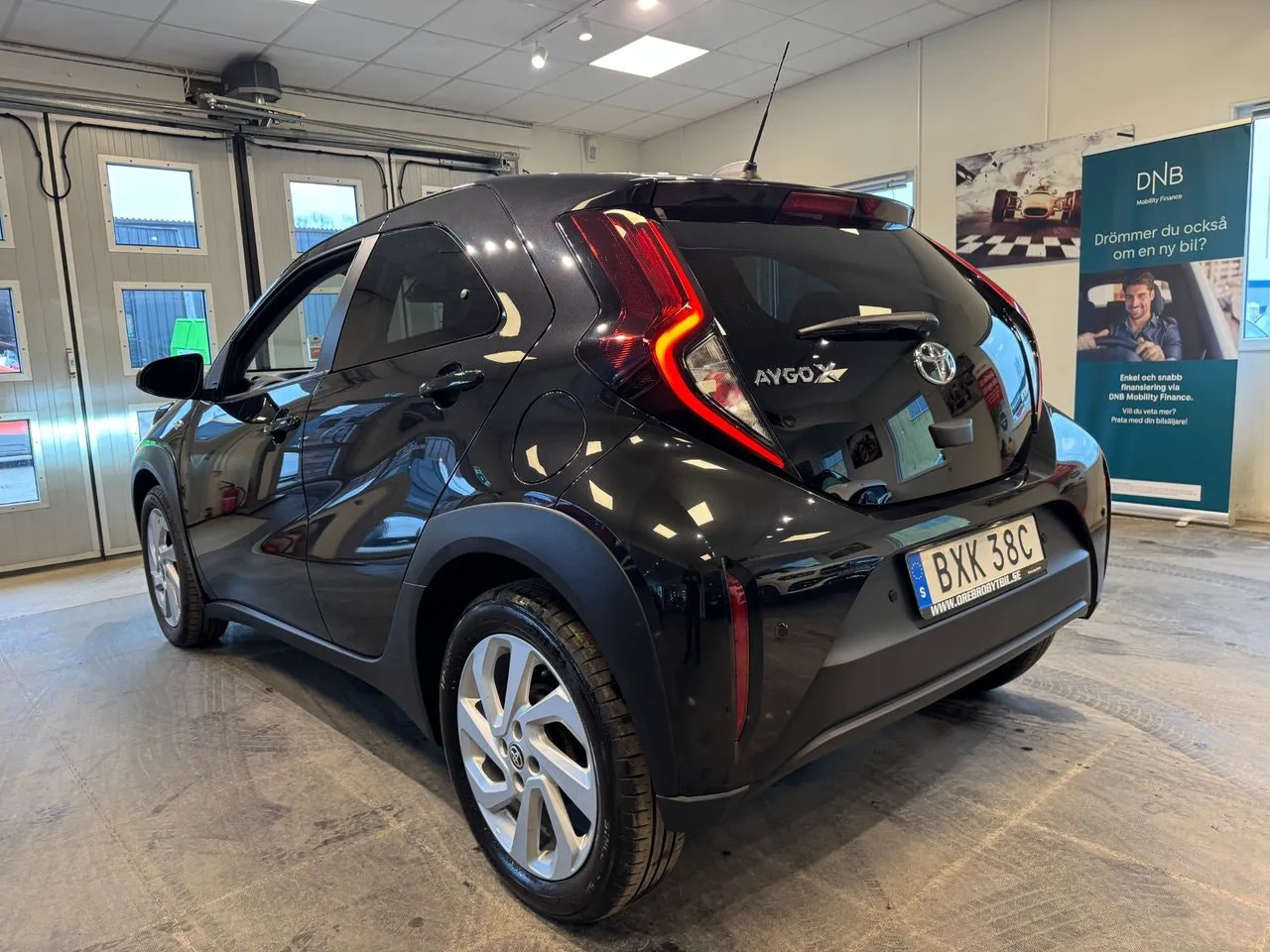 Vehicle image 2
