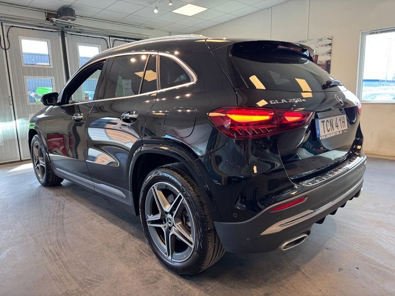 Mercedes GLA250 bild 3