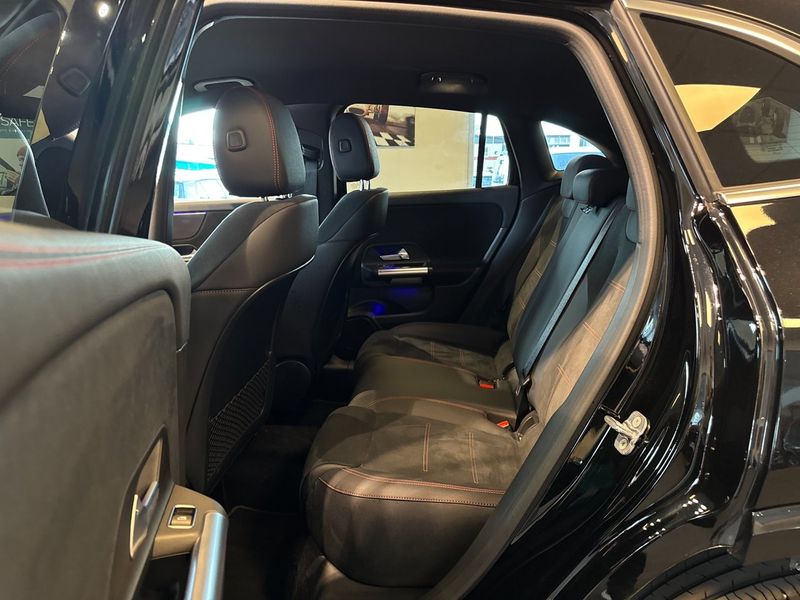 Mercedes GLA250 bild 25