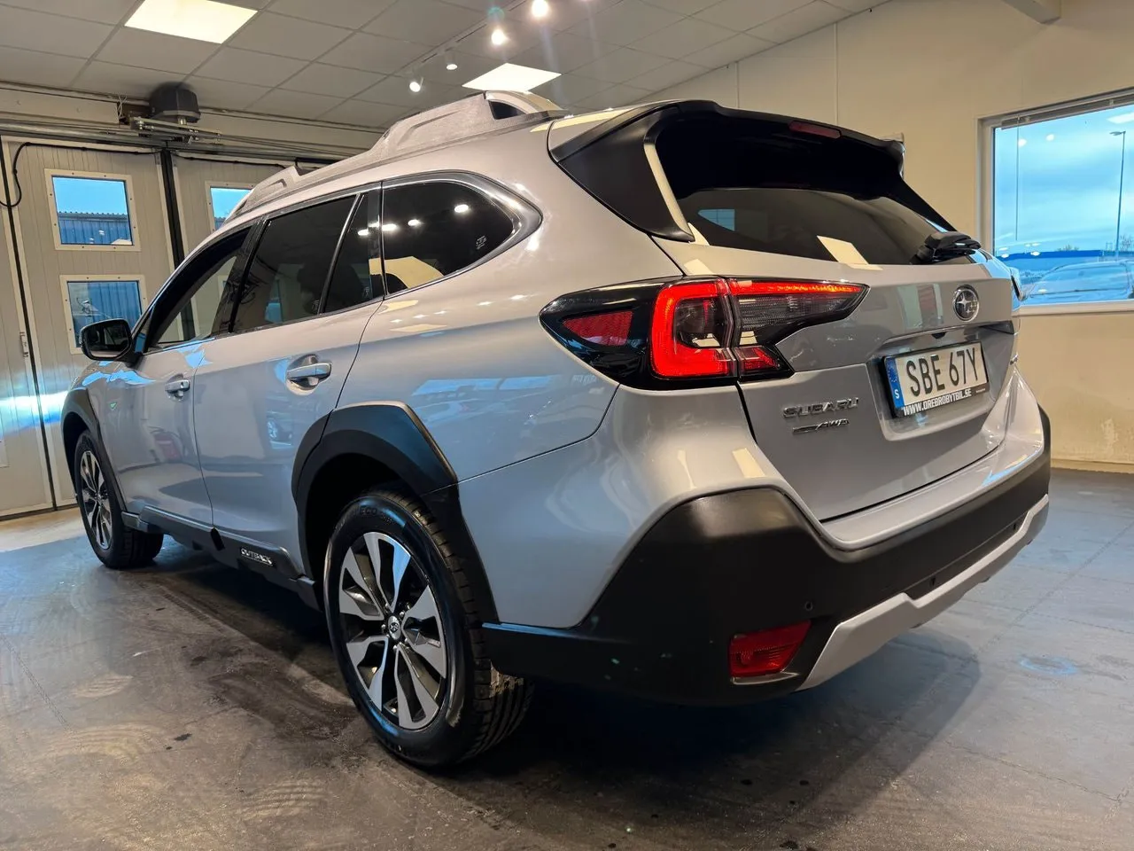 Vehicle image 2