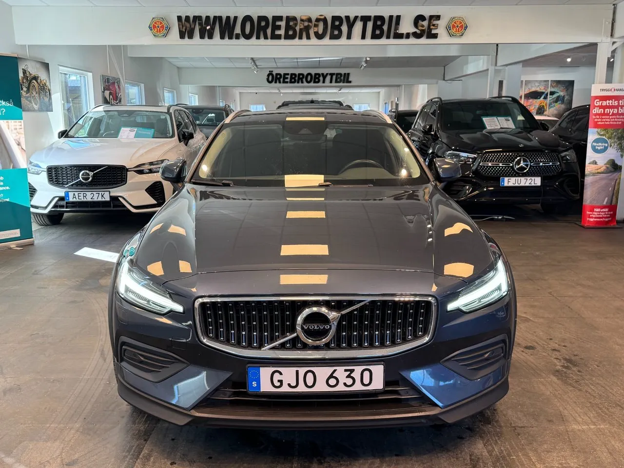 Vehicle image 25