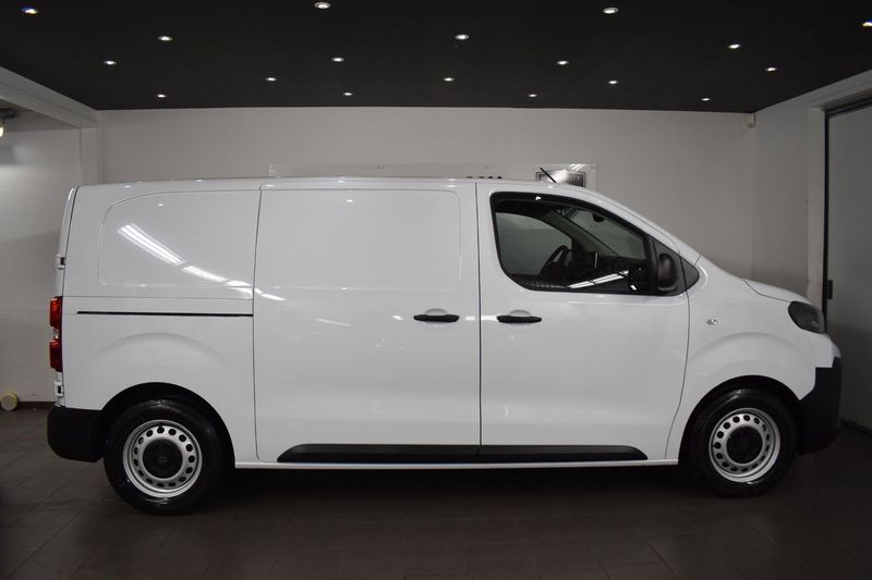 Peugeot e-Expert bild 7