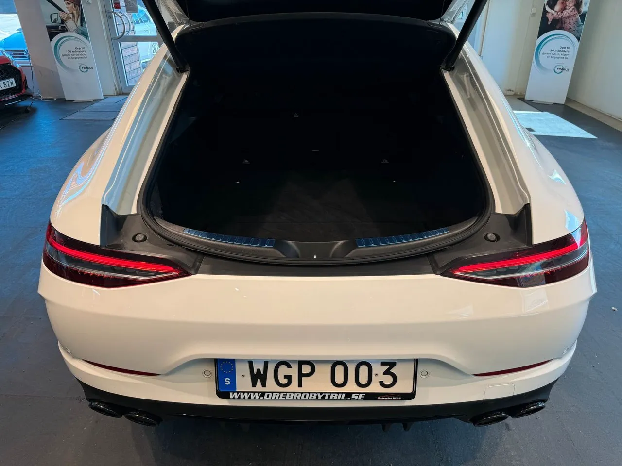 Vehicle image 23