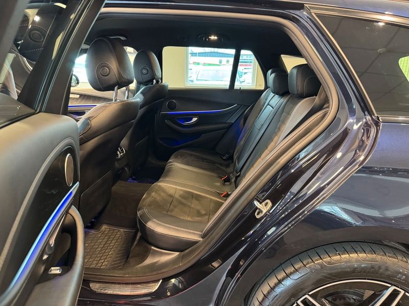 Mercedes E300 bild 22
