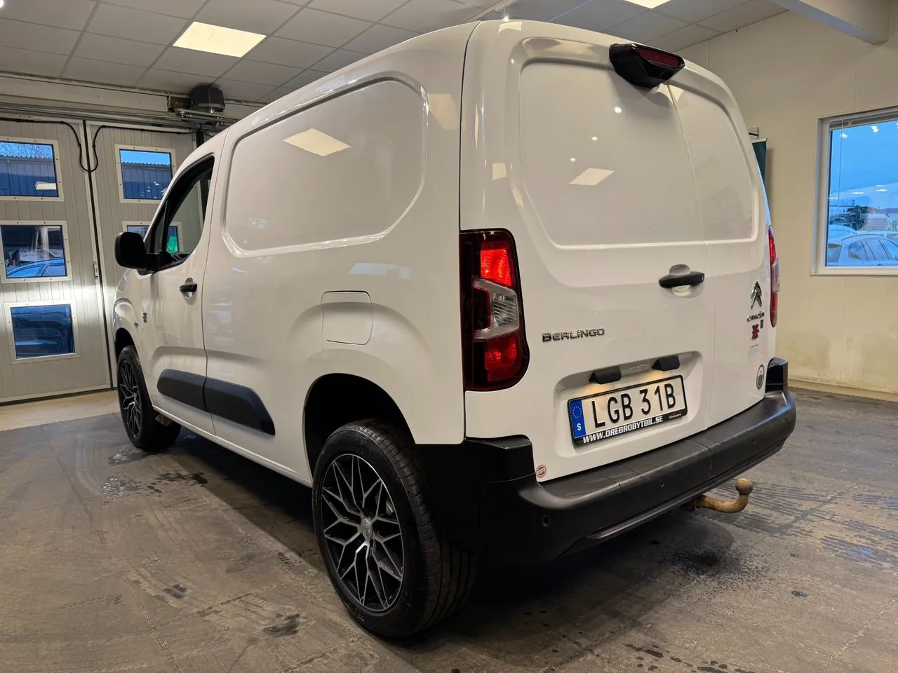 Vehicle image 2