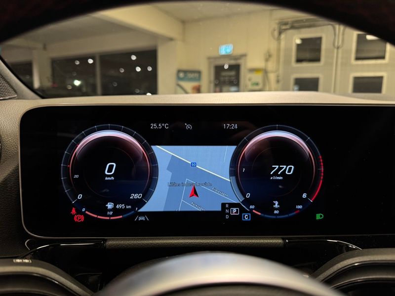 Mercedes GLA200 bild 11