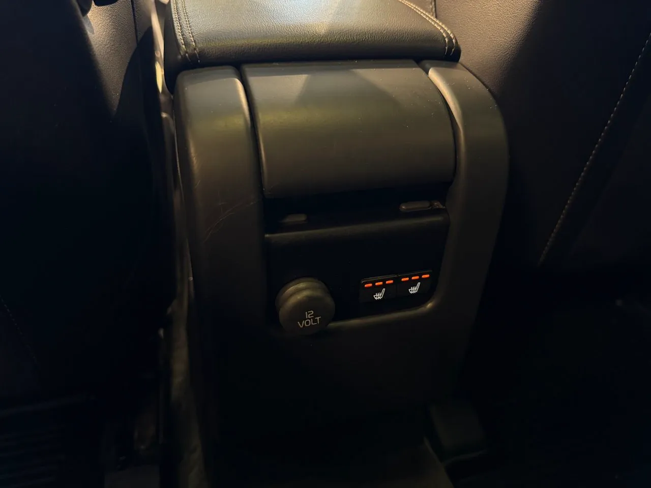 Vehicle image 22