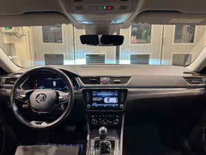 Skoda Superb bild 5