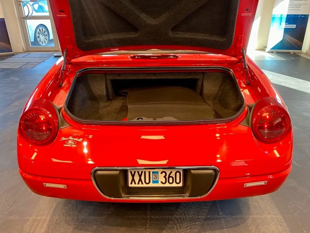 Vehicle image 22