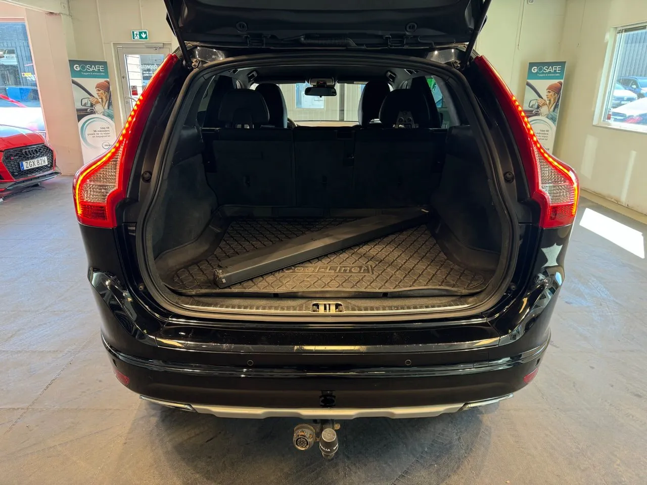 Vehicle image 20