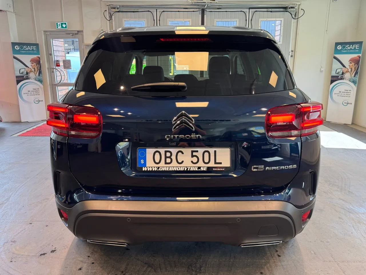 Vehicle image 25