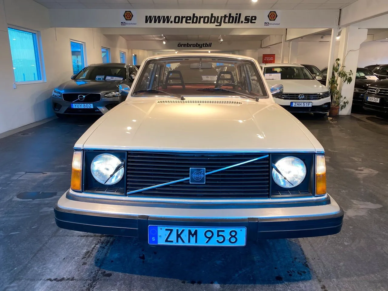 Vehicle image 20