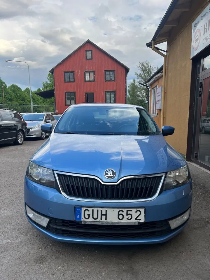 Vehicle image 1