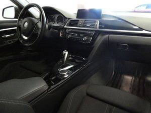 BMW 320 bild 13