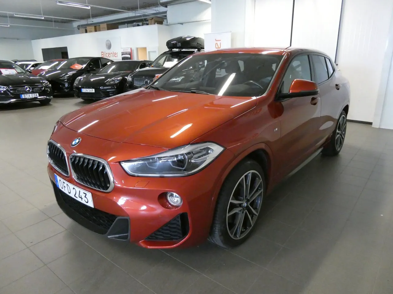 Vehicle image 6