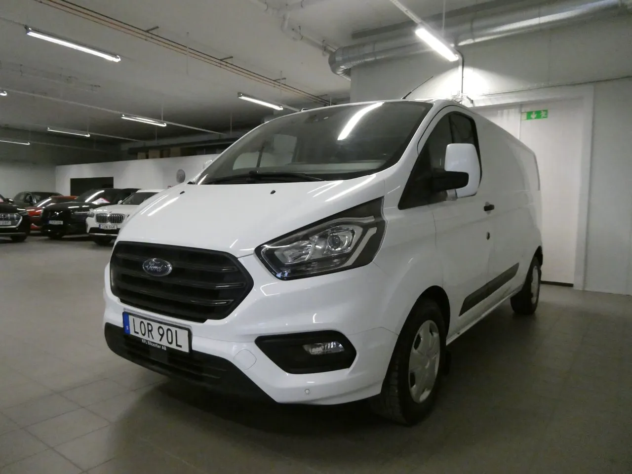 Vehicle image 11