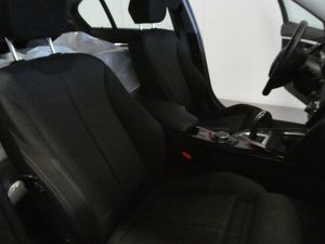 BMW 330 bild 16